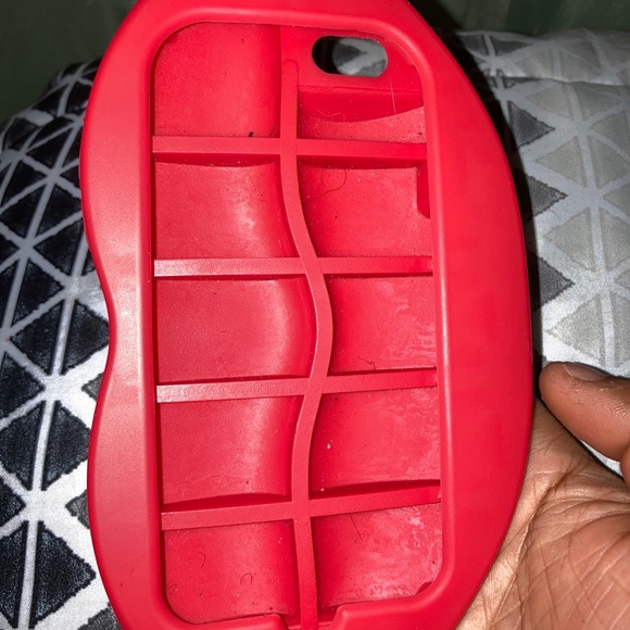 Red lip iphone case 6/7/8 - Picture 3 of 4